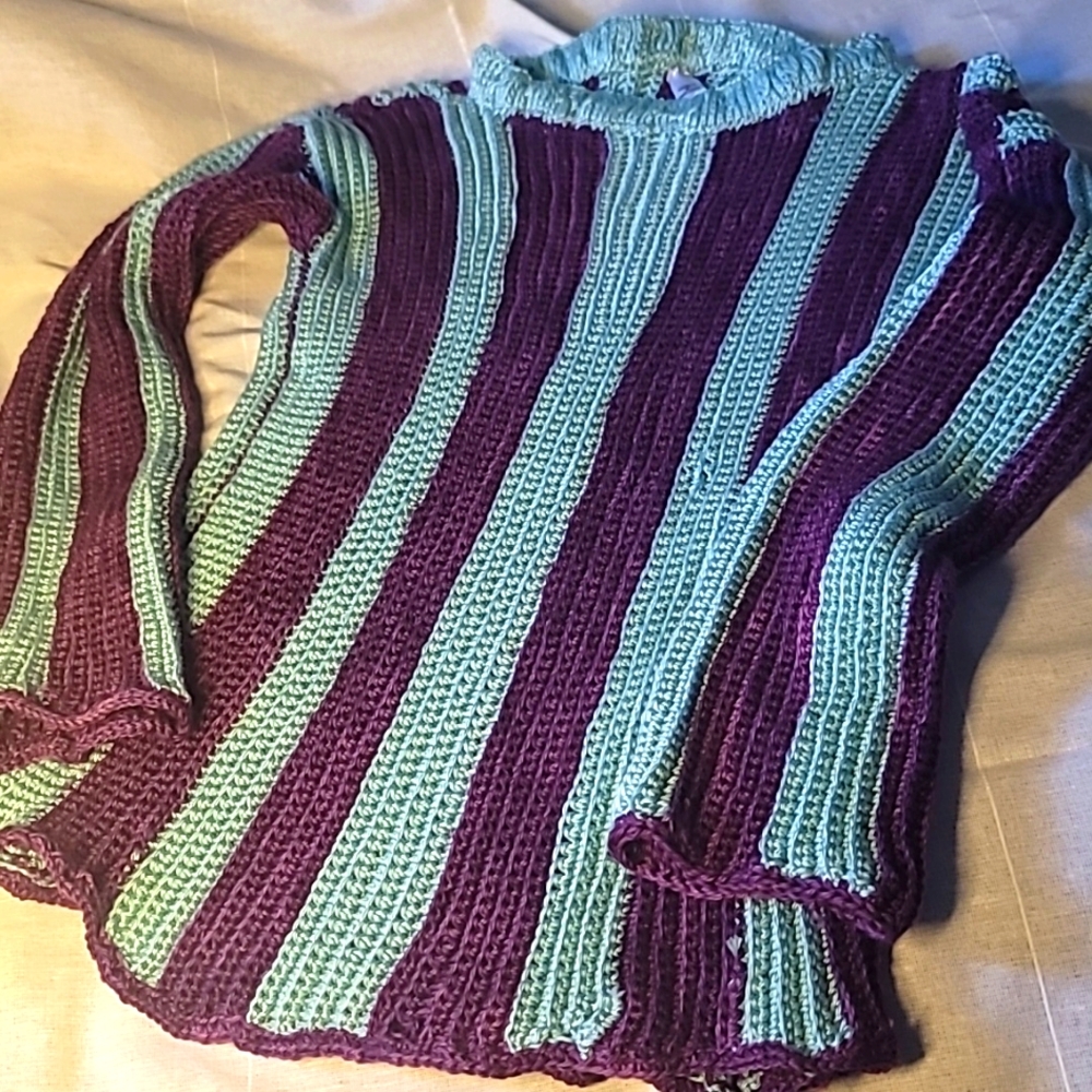 Long sleeve sweater. Crochet